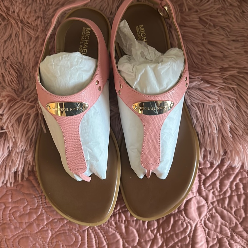 Michael Kors light pink sandal size 8
